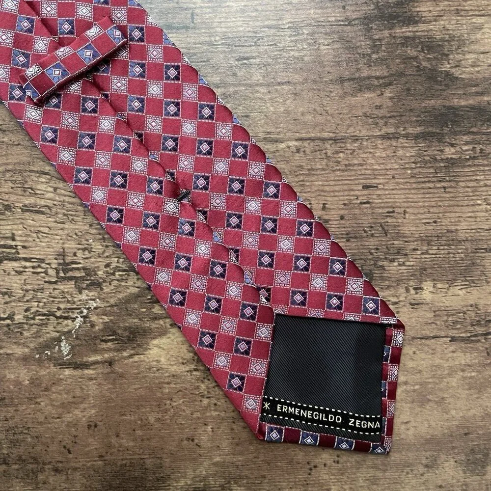 Ermenegildo Zegna Silk Tie Dark Red Geometric Satin Finish Necktie Luxury Italy